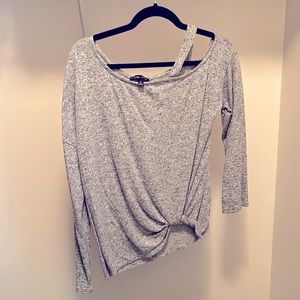 Grey long sleeve sweater